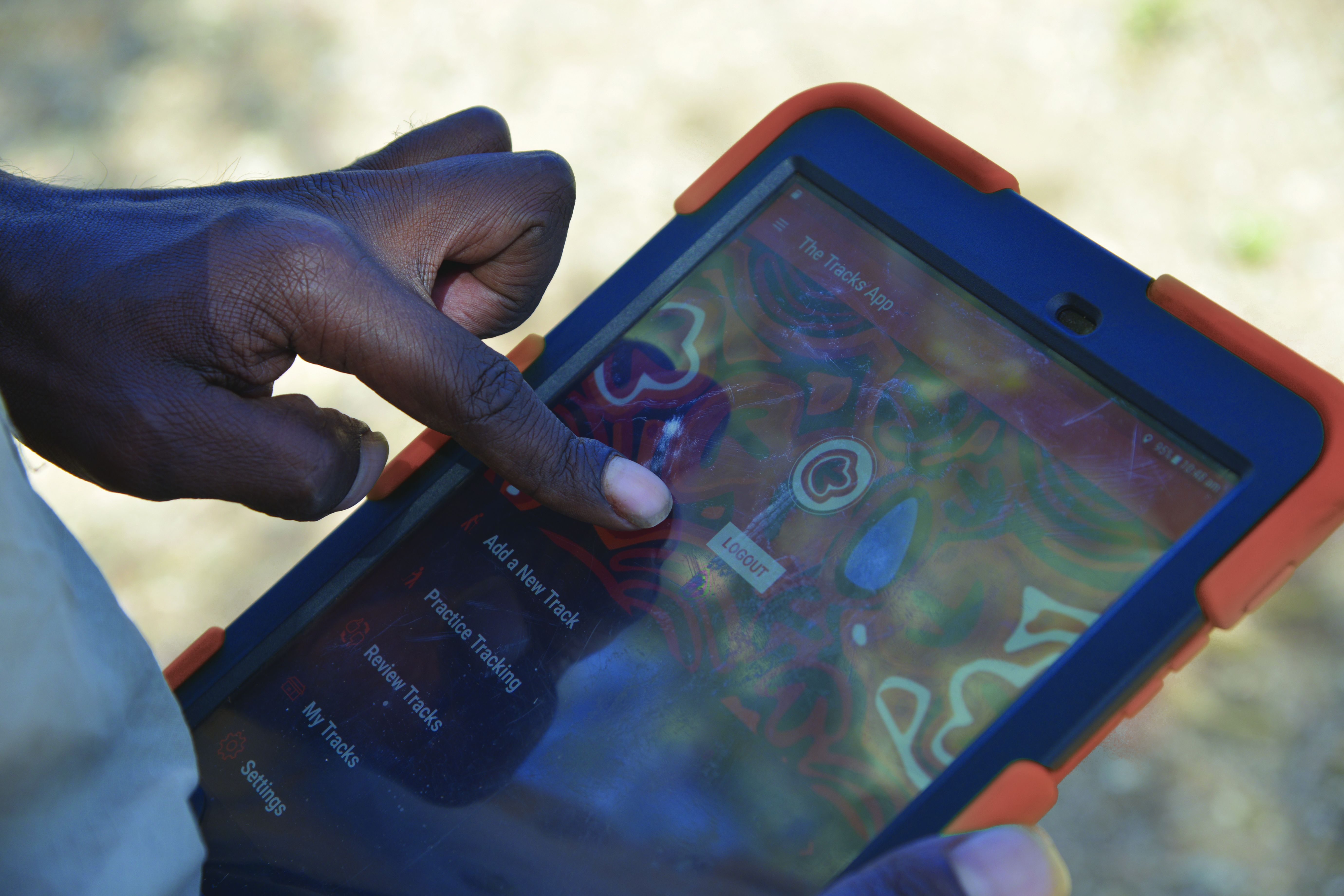 Atlas of Living Australia tracks Tracks app